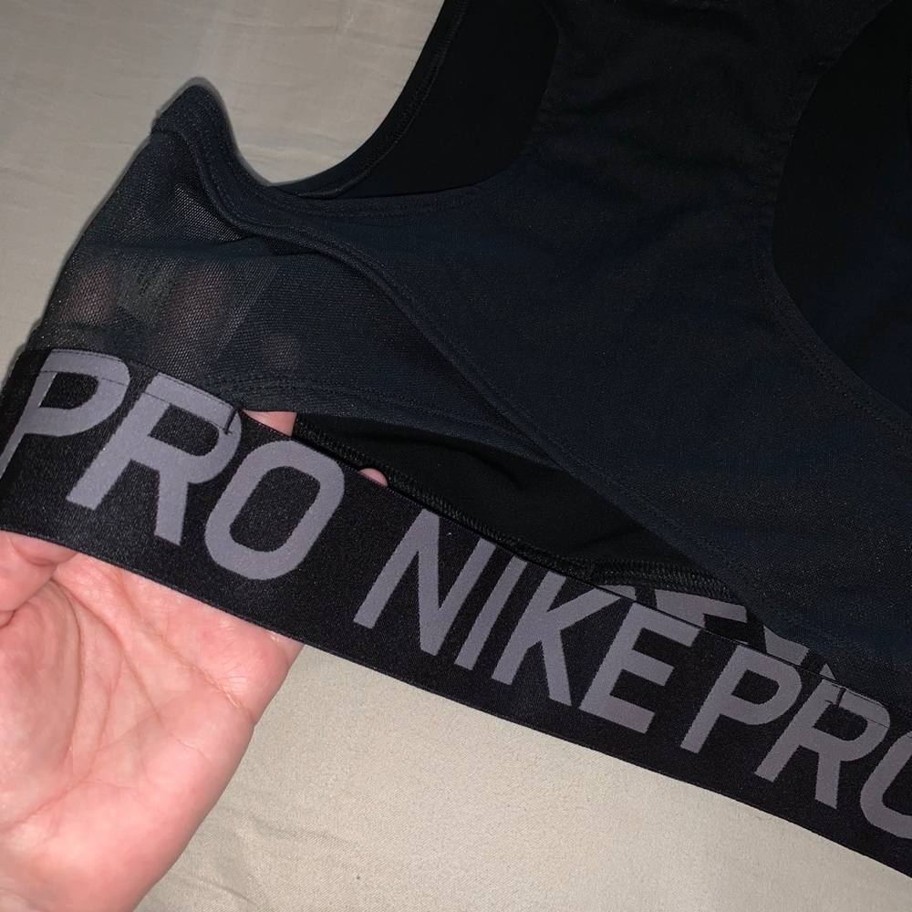 Nike Pro Sports Bra